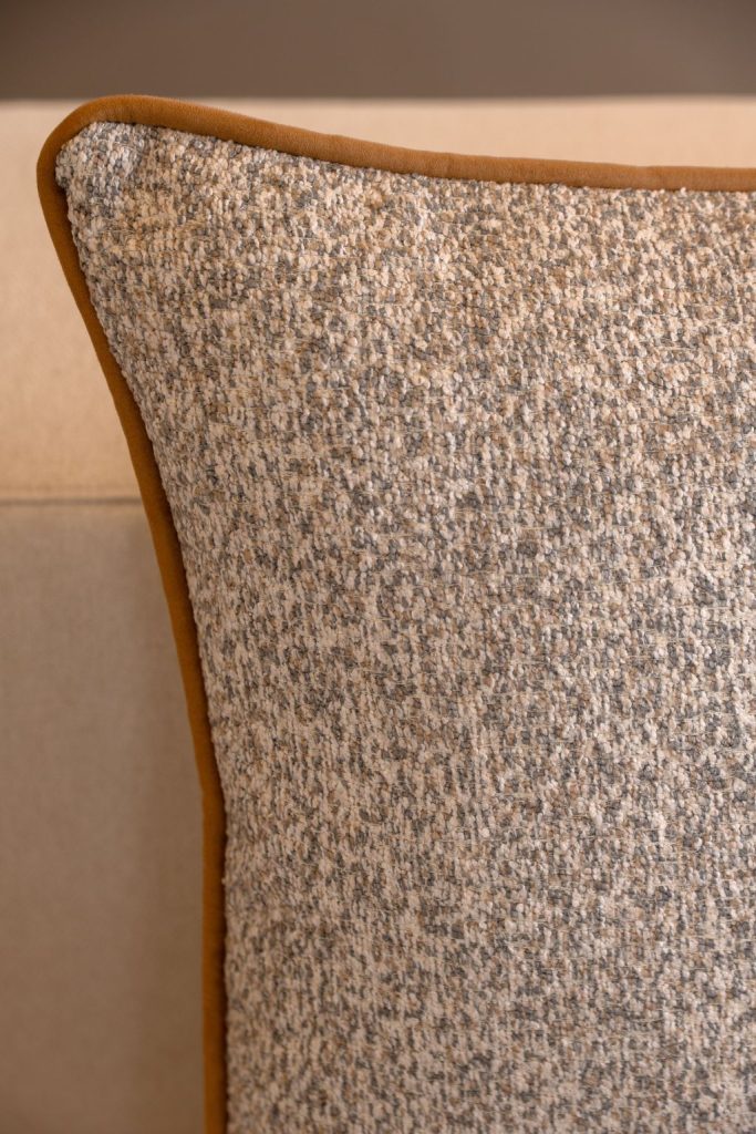 Close foto ambientada de: A Arte de Combinar Cores e Texturas